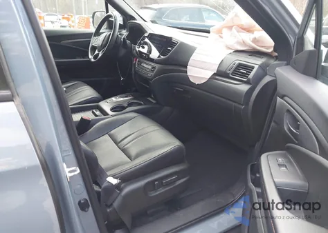 2023 Honda Passport Awd Trailsport from USA, damaged, VIN 5FNYF8H69PB020994